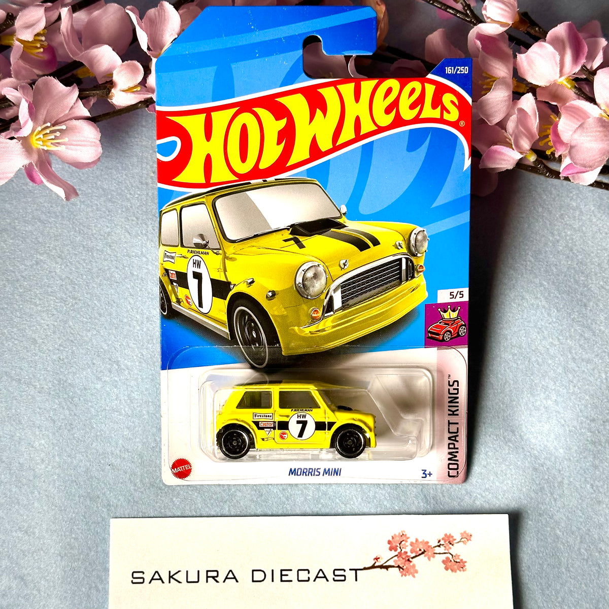 1/64 Hot Wheels Treasure Hunt - Morris Mini – Sakura Diecast
