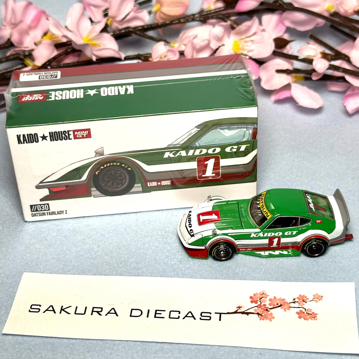 1/64 Mini GT Kaido-House Datsun Fairlady Z 240Z 030 – Sakura Diecast