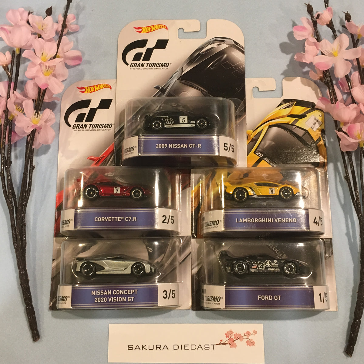 Hot Wheels Gran Turismo Retro Entertainment Set Of 5 Ford GT,Corvette  C7R,Nissan Concept 2020 Vision GT,Lamborghini Veneno & 2009 Nissan GT-R 