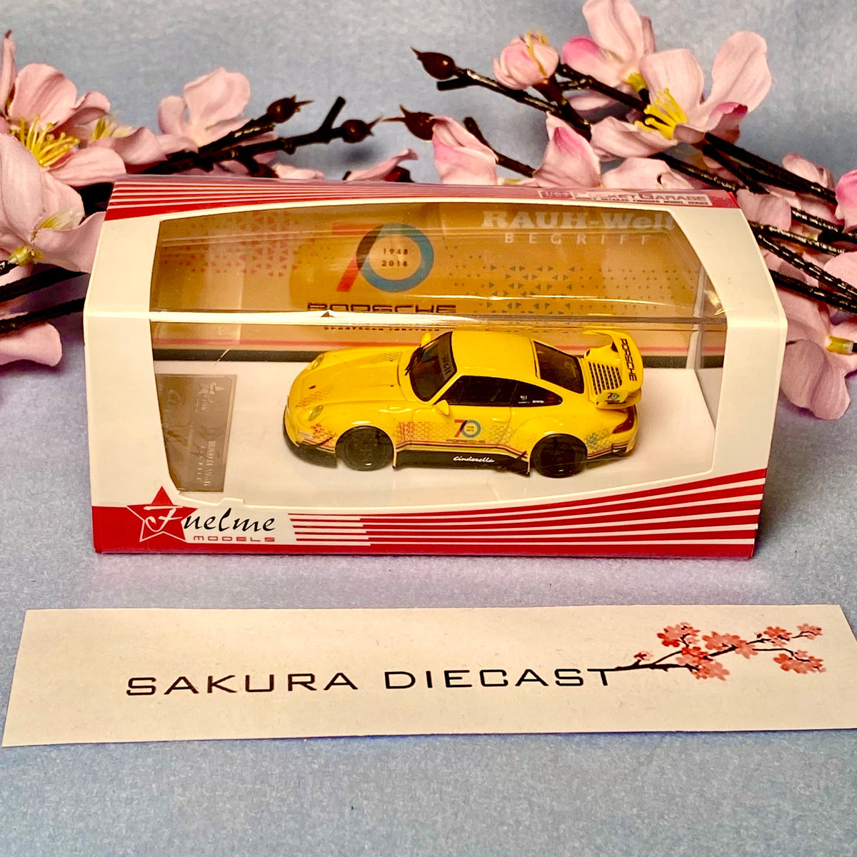 1/64 FuelMe Porsche 911 (993) RWB (Cinderella) – Sakura Diecast