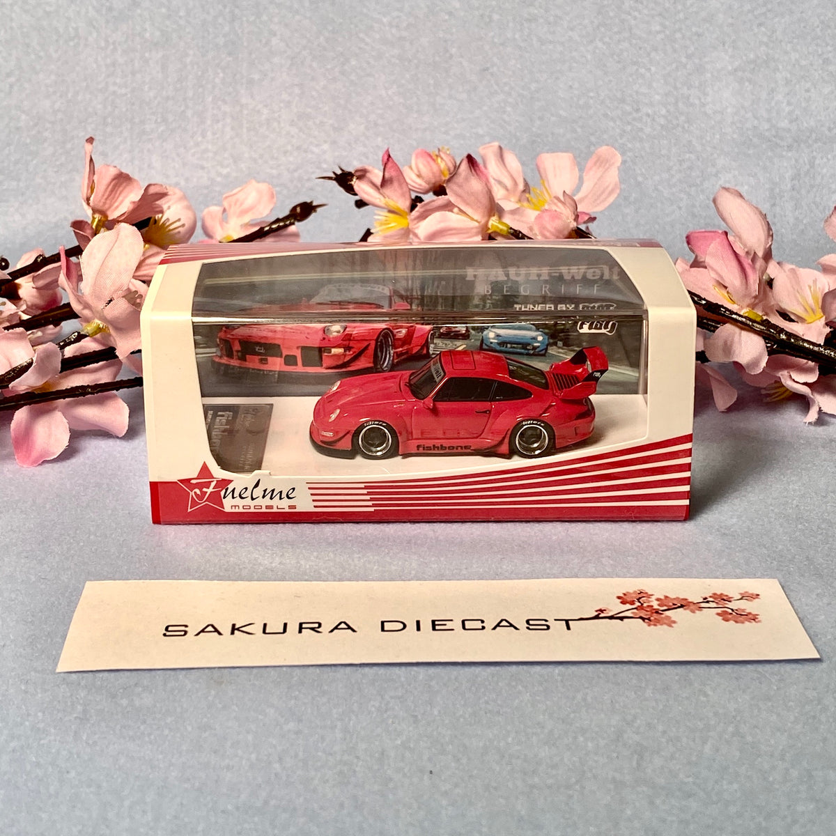 ミニカー 1/64 Fuelme & RSM RWB Amazon.com: Tarmac Works 1/64 RWB 993 Rafrhythm Fuelfest