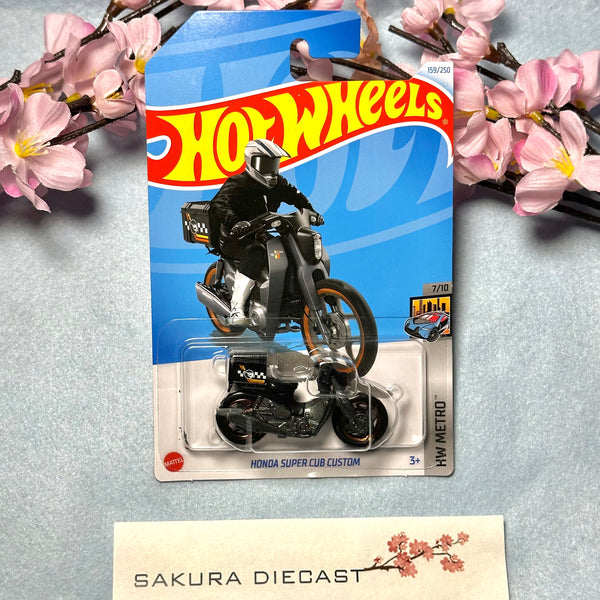 1/64 Hot Wheels Treasure Hunt - Honda Super Cub Custom