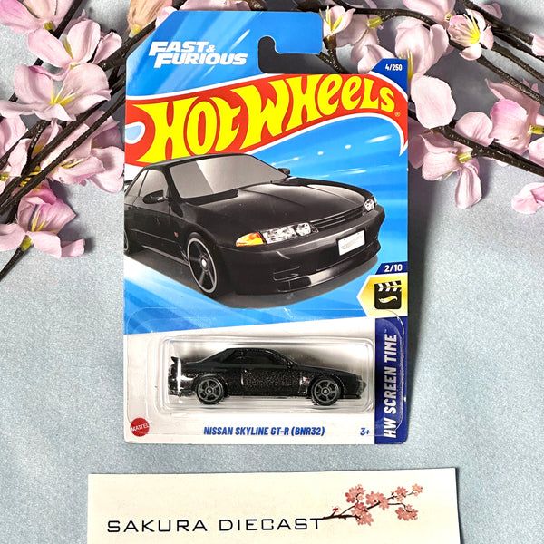 1/64 Hot Wheels Nissan Skyline GT-R BNR32 (black)