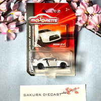 1/64 Majorette Nissan GT-R (white)