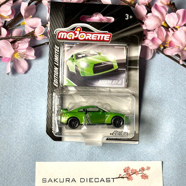 1/64 Majorette Nissan GT-R (green)