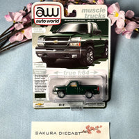 1/64 Auto World 2003 Chevy Silverado (green)