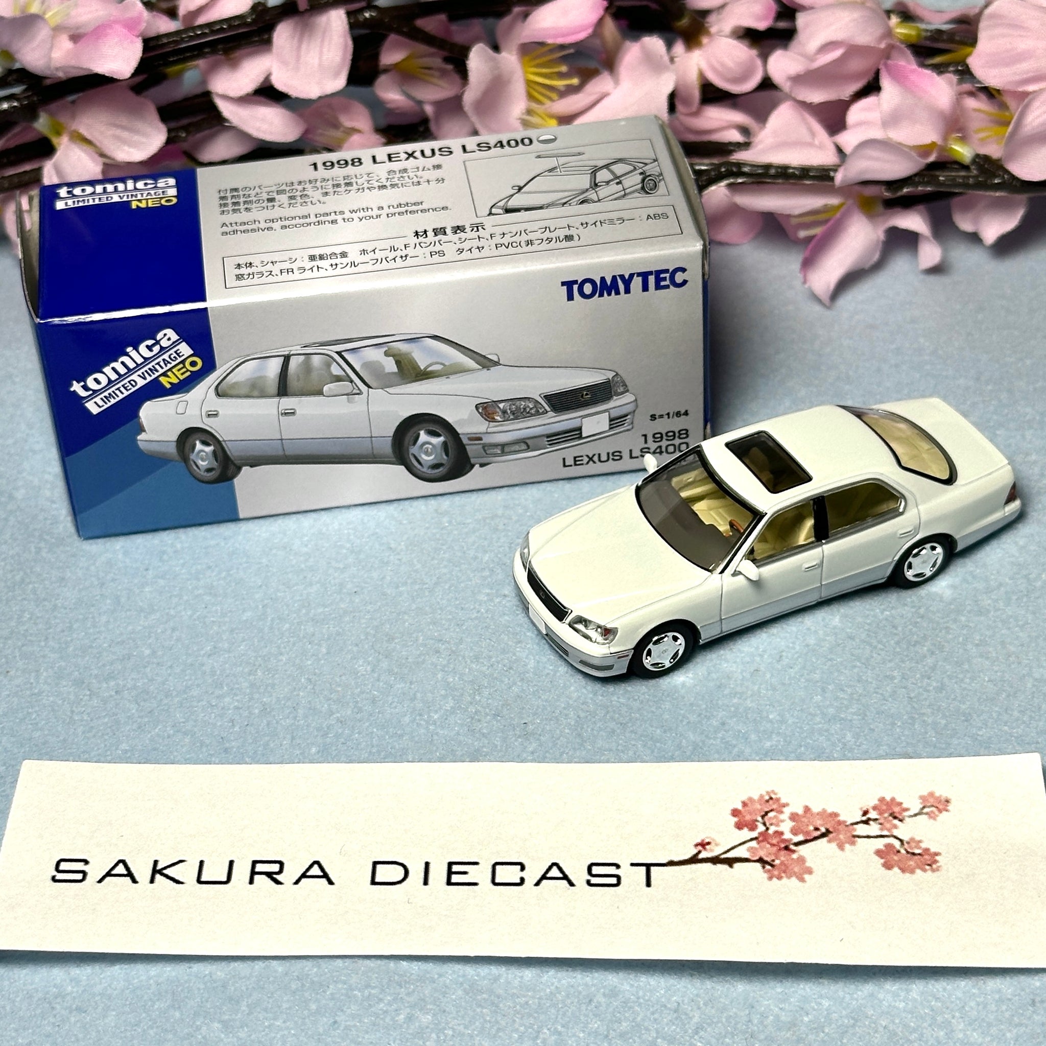 1/64 Tomica Limited Vintage Neo Lexus LS400 (white) – Sakura Diecast