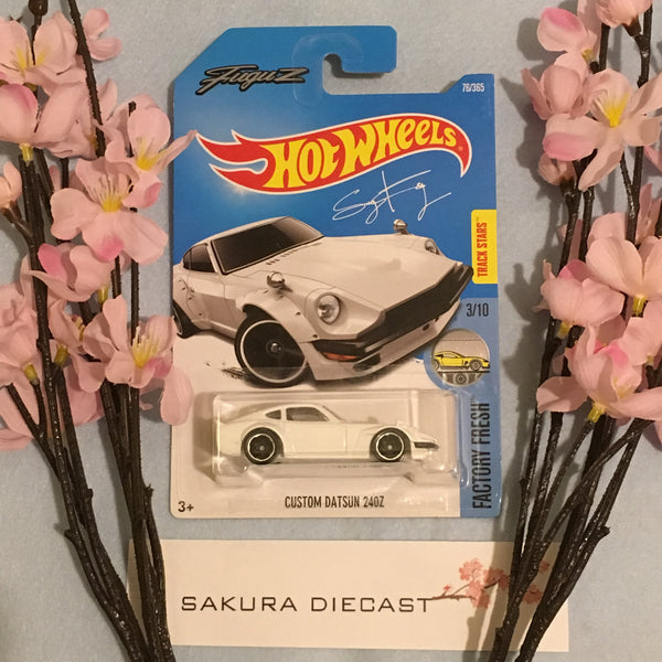 1/64 Hot Wheels Custom Datsun 240Z FuguZ (white)