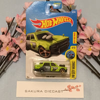 1/64 Hot Wheels Time Attaxi (green)