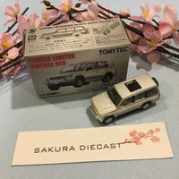 1/64 Tomica Limited Vintage Neo Mitsubishi Pajero Super Exceed Z (silver/white)
